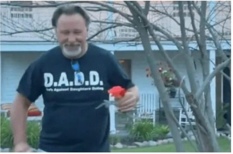 The generous father expresses his love for his lovely daughter uniquely: makes daily surprises for her
