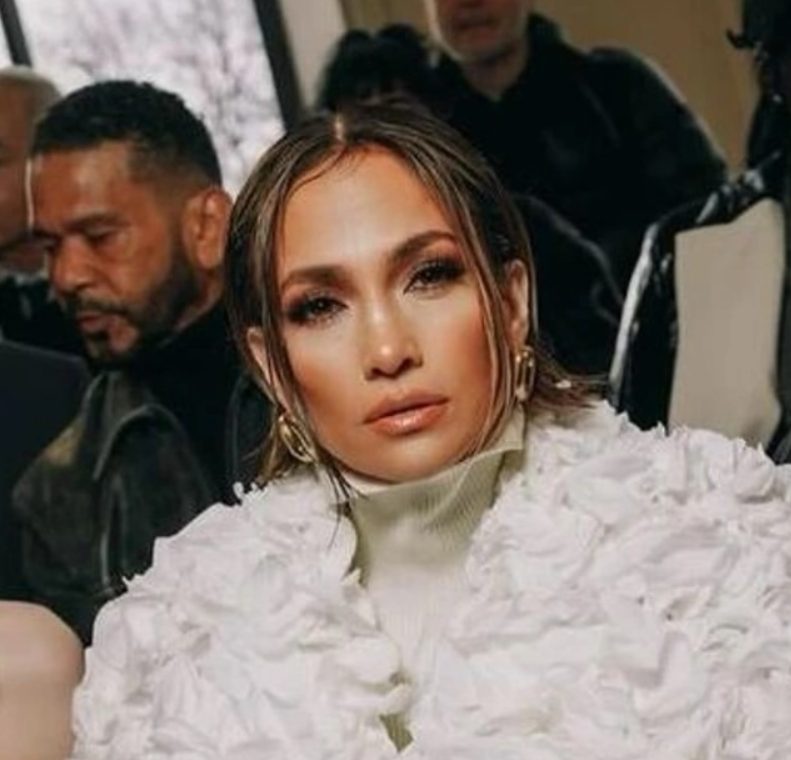 Raw Actuality Review: Jennifer Lopez’s Latest Pictures Elicit Divers Feedbacks From Followers