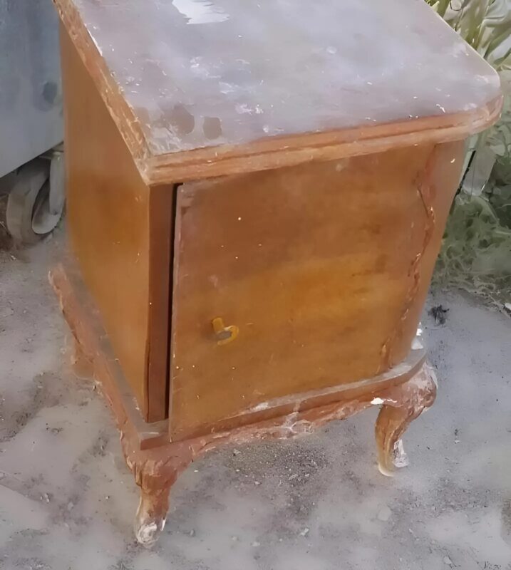 An old abandoned dresser became a masterpiece after careful restoration