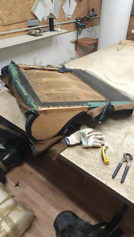 I work in the waste recycling industry, and one day my eye caught this chair that was thrown away as useless junk